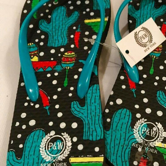 Flip flops - Picture 2 of 3